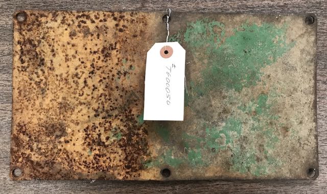 #TFS00050
Starter Opening Cover, John Deere #A3319R
Fits: John Deere A, 60, 70, 620, others
Fair Used
$15